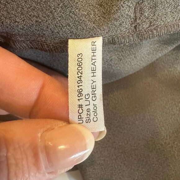 ClimateRight Cuddl Duds Heather Gray Scrubs Top Sz. L - Picture 5 of 6